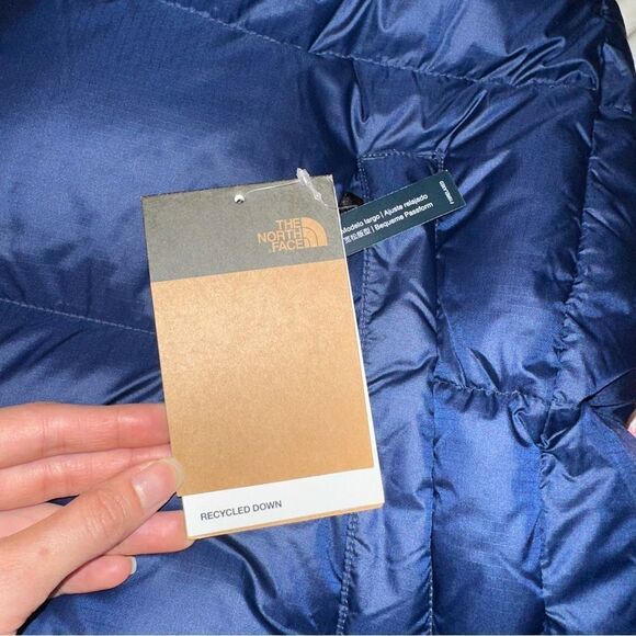 NWT XS The North Face Retro Nuptse 700 Puffer Vest - Summit Navy Blue and Black - Picture 11 of 16